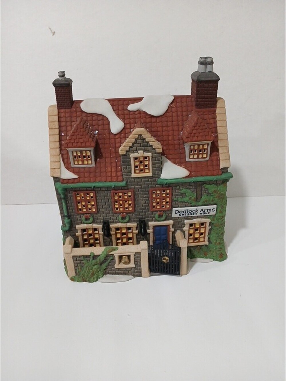 Dept 56 Dedlock Arms Dickens Village Series Christmas House 1994